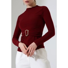 AKD Atelier Kadın Bluz Uzun Kollu Beli Gold Toka Detaylı Sandy Kumaş Likralı Kısa Şık Bluz