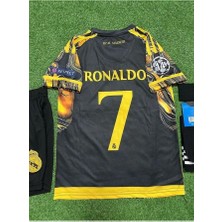 Alaturka Mix R̴e̴a̴l̴ ̴m̴a̴d̴r̴i̴d̴ 2026 Cristiano Ronaldo Özel Konsept Çocuk Forması 4 Lü Set (Black/gold)