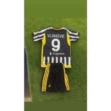 Alaturka Mix Juventuss 2023-24 Sezon Dusan Vlahovic Iç Saha Çocuk Forması 3lü Set