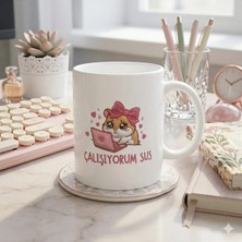 Ivart Üzgün Hamster Çalışıyorum Sus Baskılı Premium Beyaz Porselen Standart Kulplu Kupa Bardak-Hediye