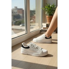 Enoch Klasik Bağcıklı Tasarım Hafif Tabanlı Şık ve Konforlu Kadın Spor Ayakkabı