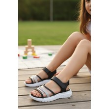 Enoch Çoklu Şeffaf Bant Detaylı ve Taş Işlemeli Modern Çocuk Sandalet