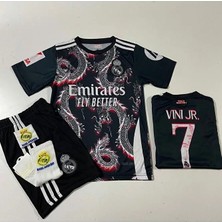 Legent Lady R.e.a.l M.a.d.r.i.d 2024/25 Sezon Dragon Desenli Vini Jr. Çocuk Forma 4'lü Set (Arma-Black-Red)