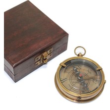 Özbience Şık Ahşap Kutuda Pirinç Pusula, Doğa ve Keşif Hediyesi