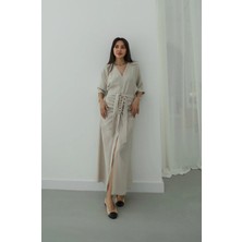 Havoş Bej Önü Düğme Detaylı Kuşaklı Elbise