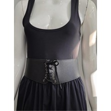 Özbience Şık ve Rahat Gothik Korseli Bağcıklı Ürün, Tarzınıza Zarif Dokunuş