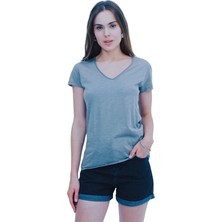 Pazarcan Kadın V Yaka Pamuklu T-Shirt Siyah