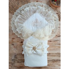 urfakent bilişim ve medya danışmanlık Örgü Tericotton Taç Nakışlı Incili Güpür Çift Fiyonk Papatya Güpür Trilüks Kundak Bebek Battaniyesi