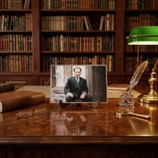 Hedea Atatürk Masaüstü Ahşap Tablo - Kabartmalı Baskı Şık Hediyelik 16X11 cm No 1