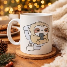 Hsc Bilişim Tembel Hayvan Tasarımlı Porselen Kupa Model 108 – Telefonla Takılan Sevimli Sloth Desenli Eğlenceli