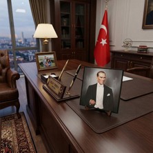 Hedea Atatürk Masaüstü Ahşap Tablo - Kabartmalı Baskı Şık Hediyelik 16X16 cm No 1