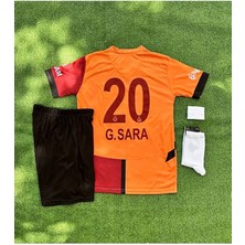 Alaturka Mix 5-Yıldızlı Galatâsarây. Gabrıel Sara 2024/25 Iç Saha Yeni Sezon Çocuk Forması 4'lü Set