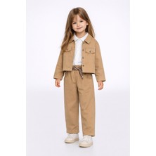 Harika Kids Kız Çocuk Gabardin Ceketli Takım – Düğmeli Dokuma Gömlekli, Beli Lastikli Kemerli Pantolon 2-5 Yaş