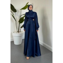 Merven Akyüz Crimson Rose Yandan Tokalı Saten Abiye Indigo