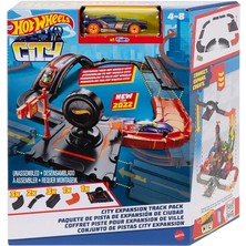 Wheels Pist Dünyası Oyun Seti Hot Wheels™ Pist Dünyası Seti, 1 Adet Arabayla Birlikte 10 Parça Set, 4 Yaş ve Üzeri Çocuklar Için Hediye HDN95