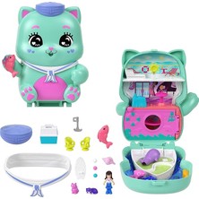 Pocket™ Kedicik Yelkende™ Mikro Oyun Seti Polly Pocket Kedicik Yelkende Mikro Oyun Seti, 1 Mikro Bebek ve Evcil Kediler, Yiyecek ve Stil Aksesuarlarının Yer Aldığı Seyahat Oyuncağı JCR37