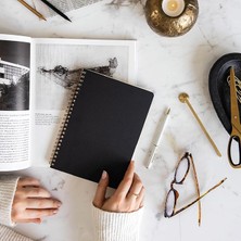 Siyah Kraft Karton Kapak 70 Yaprak 110 Gram Noktalı Not Defteri