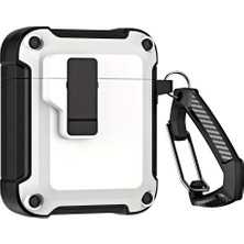 Storemax Oktaysell Bause Airpods 1/2 Nesil ile Uyumlu Dayanıklı Koruyucu Tank Kılıf – Şok Emici, Karabina Klipsli, Keskin Tasarım (Beyaz)