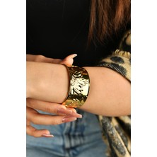 Papatya Desenli Altın Paslanmaz Çelik Kelepçe Bileklik