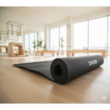Helia Studio Siyah Renk 0,60 mm Pvc Pilates Matı - Spor , Yoga ve Egzersiz Minderi