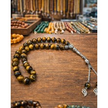 Sufi Tesbih Esans Ve Hediyelik 10 mm Kaplan Gözü Doğal Taş Tesbih – Gümüş Kaplama Imame ve Püskül – Parlak Kesim Premium Tesbih