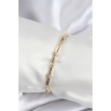 Esranın Dünyası Tegan Pirinç Vıp Seri Gold Renk Parçalı Model Zirkon Taşlı Kadın Bileklik TG27BB7941