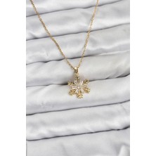 Esranın Dünyası Tegan 316L Çelik Zincir Gold Renk Kar Tanesi Model Zirkon Taşlı Kadın Kolye TG27BKO10865
