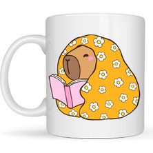 Maarketim Kitap Okuyan Kapibara Desenli Porselen Kupa MODEL 102 – Sıcacık Tasarım , Kahve & Çay Kupası , Kitap Severlere Özel Hediyelik