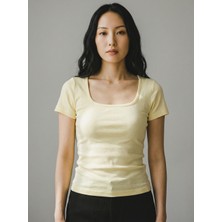 Derin Yaka Penye Modal Crop T-Shirt