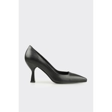 Elle Siyah Deri Kadın Stiletto