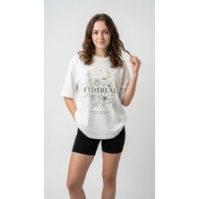 Kadın Oversize Tişört Ethereal Baskılı Beyaz / 2xl
