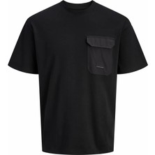 Jack & Jones Jack Jones Fusıon Pocket Relax Fit Erkek Tişört 12293064