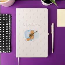 Sen Kalbimde Çalan Müziksin Mottolu Minimal Tasarımlı Çizgili Not Defteri 13 cm x 21 cm 100 Yaprak