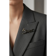 BB Bi Butik Shop Midnight Panther Gold Detaylı Taşlı Leopar Broş
