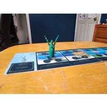 Akaslan Plastik Plankton Taşıyıcı Kötü Adam (Bu Ürün Sadece Plastik Parçadır - Almadan Önce Soru Sorabilirsiniz)