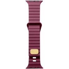 Zore Apple Watch 7 45MM Uyumlu Kordon Silikon Soft Yüzey Metal Tokalı Krd-73 Kayış