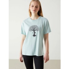 Lc Waikiki Yeni Sezon Bisiklet Yaka Baskılı Kadın Tişört