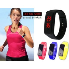 İsmiyle Al Siyah Ekranlı LED Kol Saati (Kırmızı)