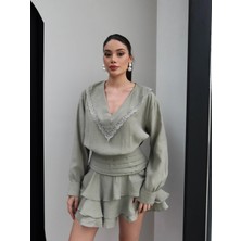 Esra Helvacı Dantel Şerit Fırfırlı Mini Şortlu Elbise