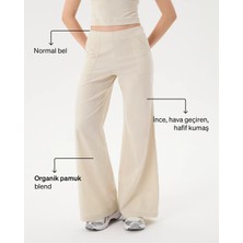 Ayma Active Kadın Krem Flare Pensli Pantolon - Yüksek Bel, Bol Paça, Paça Pens Detaylı, Yandan Fermuarlı, Günlük ve Hafif Spor Aktiviteleri İçin Rahat ve Şık Pantolon