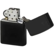 İsmiyle Al Hediyelik Zarif Model Siyah Benzinli Çakmak