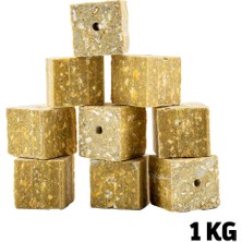 Savex Sazan Yemi - Delikli Küspe - Mısır - Kare - 1 kg Paket