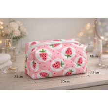 Zehracatasariim Çilek Desen Büyük Boy Kalemlik