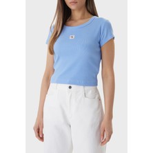 Calvin Klein Pamuklu Slim Fit Logolu Bisiklet Yaka T Shirt LV047C200GC32 Bayan T Shirt LV047C200G C32