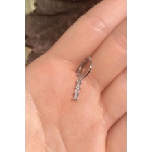 Spossy Silver Jewelry Baget Taşlı Sannaltılı Piercing Küpe