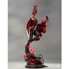 Internos Design 30 cm Scarlet Witch Figürü – Marvel Koleksiyon Heykeli
