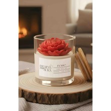 Believe Your Aura Kırmızı Şakayık Dekorlu Mum - %100 Doğal Soya Mumu Gül Kokulu Bambu Kapaklı Kavanoz Mum - 500 cc