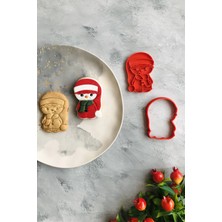 Mikasso Kırmızı Uzun Şapkalı Kardan Adam Hamur Şekillendirici / Kurabiye, Oyun, Seramik / 6x9 cm Plastik