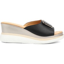 Celal Gültekin Kadın Siyah Dolgu Topuklu Deri Terlik