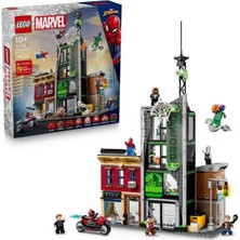 76324 LEGO Marvel Örümcek Adam, Oscorpa Karşı 808 Parça +10 Yaş